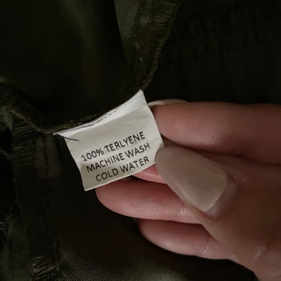 Brandy Melville | EUC Hailey Cropped Utility Jacket Army Olive Green One Size - Picture 8 of 8